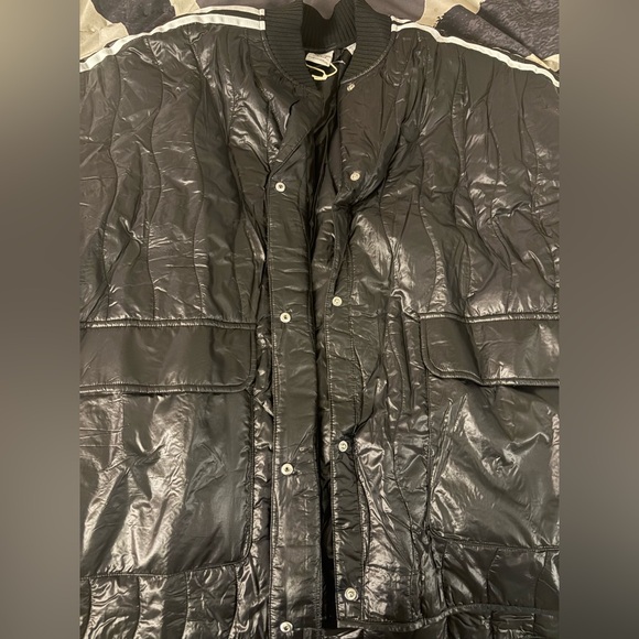 Nearly new lightweight adidas Black Puffer Jacket with White Stripes. - Picture 4 of 6